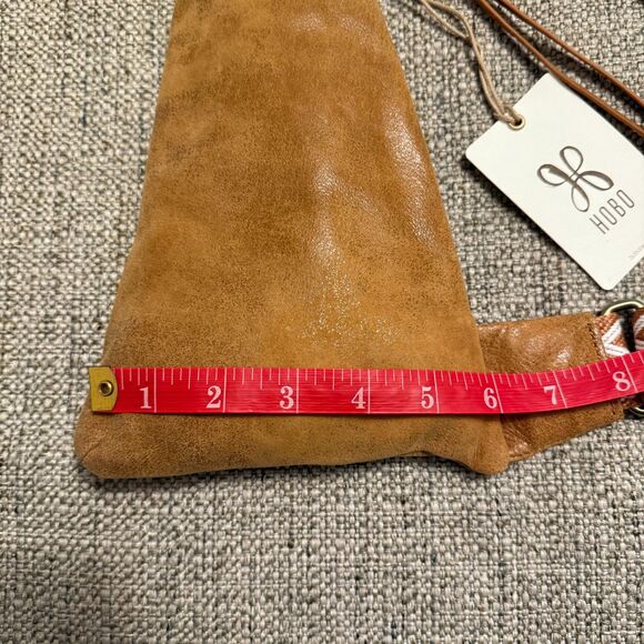 HOBO Buffed Leather Bodhi Sling In Whiskey NWT